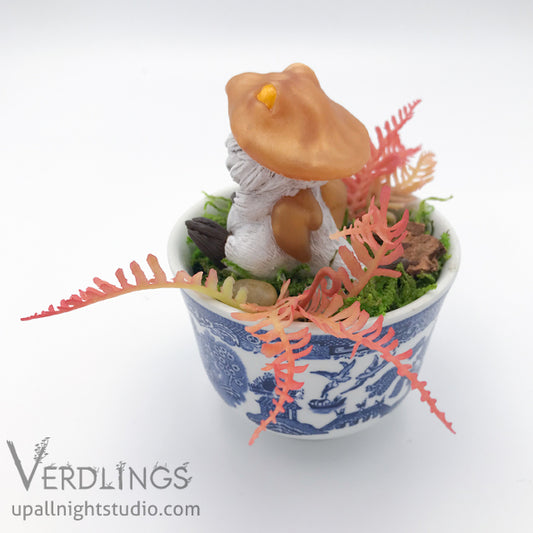 Dishware Terrarium - Shroomling (Gold)